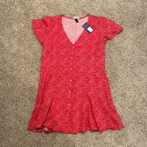 NWT Universal Threads Women’s Size XL Red Pattern Dress